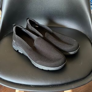 Sketchers Ultrago size 9